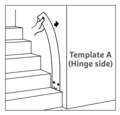 Munchkin Extending Metal Push to Close Gate flush (barrière métallique extensible à pousser pour fermer)